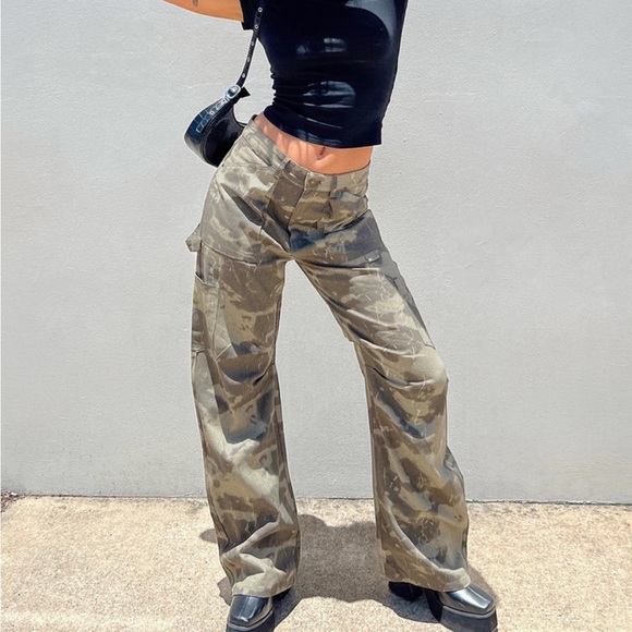 Lioness Camouflage Wide-Leg Pants
